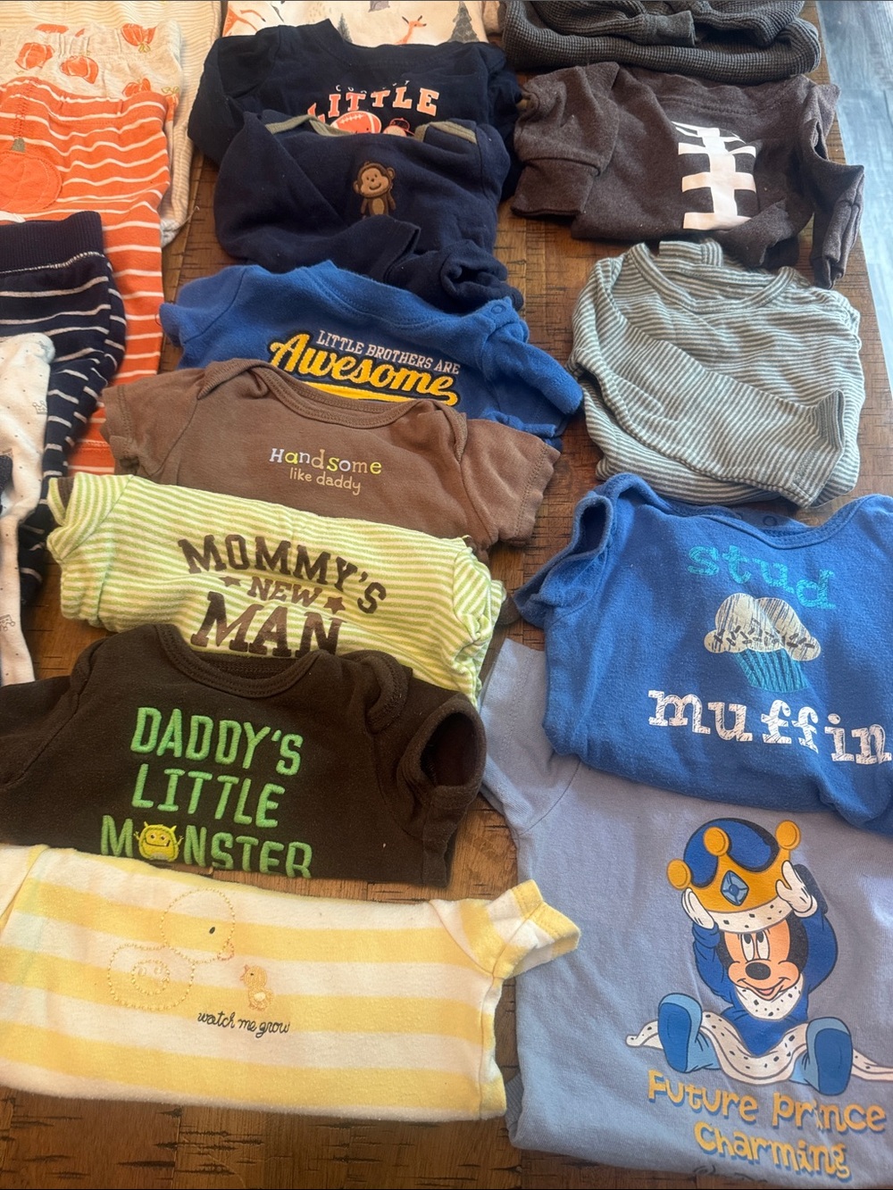 25 pieces Assorted Bottoms onesies one pieces pants short long sleeve - Picture 2 of 9